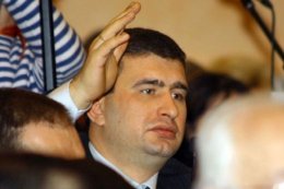 Пока Игорь Марков сидит, его жену выписали из роддома (ФОТО)