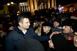 Кличко заявил, что факельное шествие "Свободы" к Евромайдану отношения не имеет