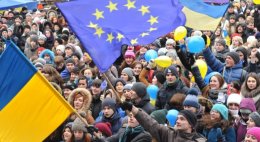 Евромайдан и Антимайдан запретили до 8 марта