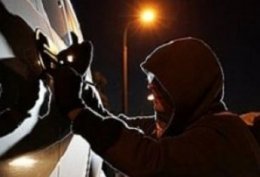 В Днепропетровске "Беркут" задержал похитителя престижной иномарки (ВИДЕО)