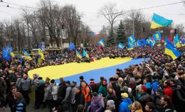 Оппозиция призвала украинцев прийти на Народное вече 19 января