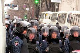 Активист утверждает, что власть сосредоточила в Киеве весь спецназ МВД Украины