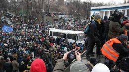 В киевских беспорядках пострадало более 200 человек (ВИДЕО)