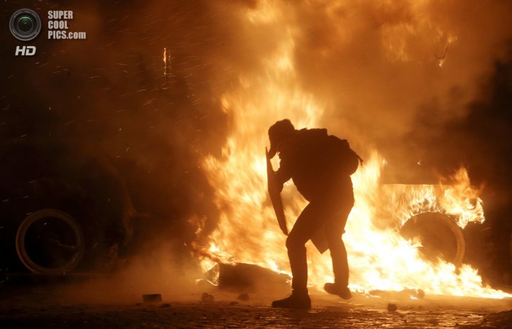 Кровавое Крещение. Хроника Евромайдана (ФОТО)