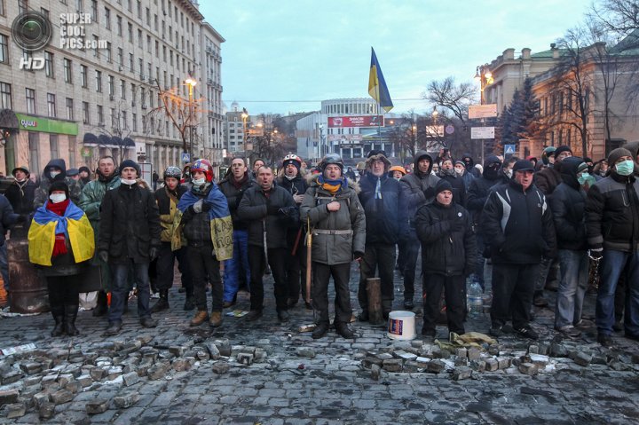 Кровавое Крещение. Хроника Евромайдана (ФОТО)