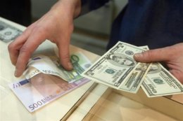 Курс доллара на межбанке растет