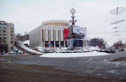 В Украинский дом свозят "беркут" (ВИДЕО)