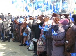 На митинге в Мариуполе поддержали «президента Януковского» (ВИДЕО)