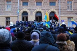ПР и КПУ теперь запрещены и в Черновицкой области