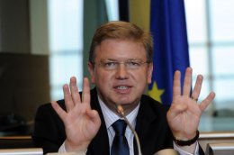 Фюле решил срочно вернуться в Киев