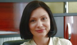 Елена Бондаренко: «Расчистите мне проход, вы не умеете общаться с политиками» (ВИДЕО)