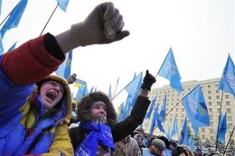 Луганск к встрече с "бандеровцами" готов (ВИДЕО)