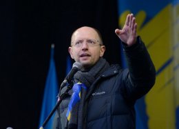 Арсений Яценюк: "Азарову не будет спокойной старости в Австрии"