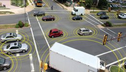 В США хотят заставить автомобили общаться