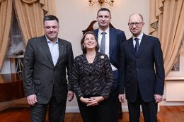 Оппозиция встретилась с Нуланд