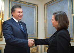 Янукович встретился с Викторией Нуланд (ВИДЕО)