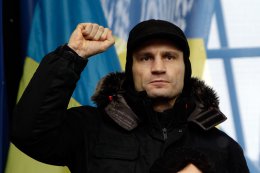 Кличко призвал украинцев прийти на Народное вече (ВИДЕО)