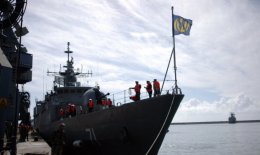 Тегеран направил боевые корабли к морским границам США