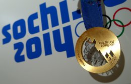 Золотая медаль Олимпиады в Сочи по рыночной стоимости металлов оценивается в 550 долларов