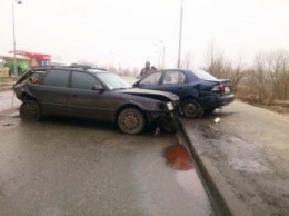 В Киеве водитель умер за рулем