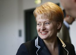 Президент Литвы просит финансовой помощи у народа