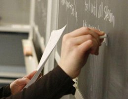 Что запорожские учителя рассказывают детям о Майдане (ВИДЕО)
