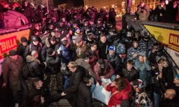 В оппозиции считают, что власти готовят силовой сценарий