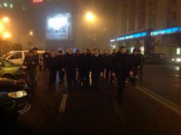 Сегодня ночью Штефан Фюле посетил Майдан и пообщался с оппозицией (ФОТО)