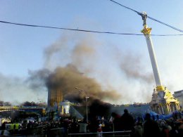 На Майдане Независимости правоохранители возобновили активное наступление