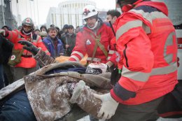 Медики-волонтеры Евромайдана заявили о 37 погибших во время штурма Источник (ФОТО)