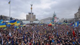 Парламент принял решение о материальной помощи митингующим