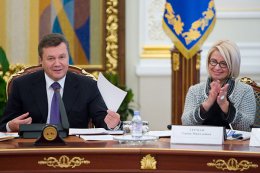 Анна Герман опровергла заявление об отставке Януковича