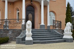 Ограбленый народ Украины. Дача Пшонки (ФОТО)