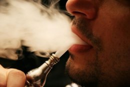 Курение кальяна может вызвать зависимость