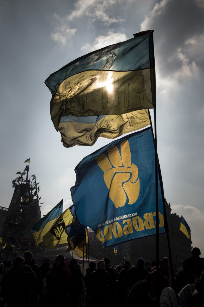 Майдан: новый день - новая жизнь (ФОТО)