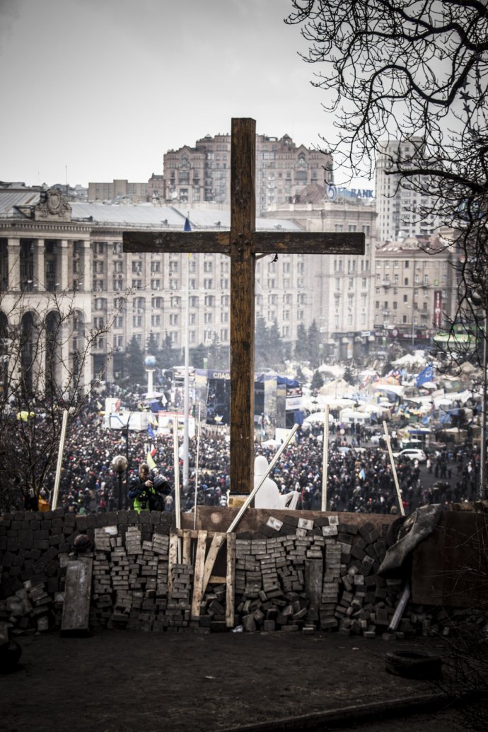 Майдан: новый день - новая жизнь (ФОТО)