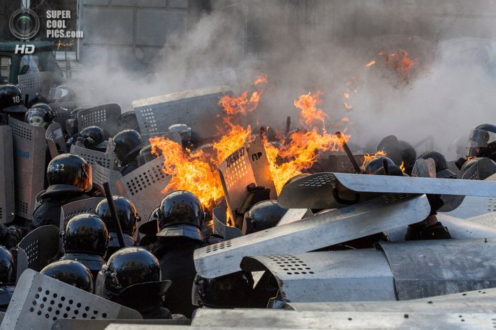 Кровавый вторник. Хроника Евромайдана (ФОТО)