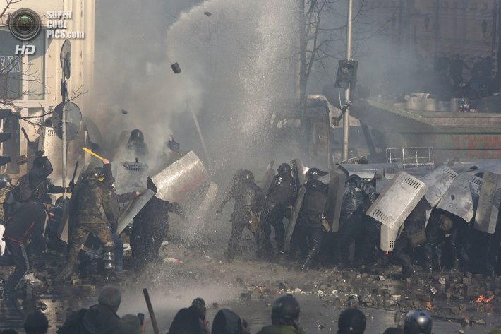 Кровавый вторник. Хроника Евромайдана (ФОТО)