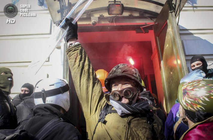Кровавый вторник. Хроника Евромайдана (ФОТО)