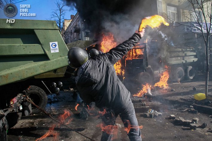 Кровавый вторник. Хроника Евромайдана (ФОТО)