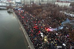 Москва опасается своего Майдана: "Этот костер уже пылает возле нашего дома" (ВИДЕО)