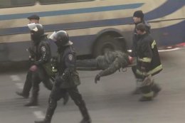 Титушки из Мариинского парка "охотились" за головами евромайдановцев (ВИДЕО)