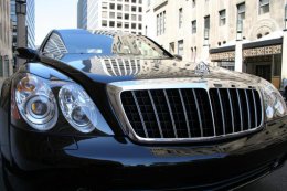 У Януковича обналичивали деньги на покупку автомобиля Maybach (ДОКУМЕНТ)