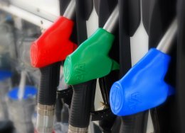 Розничные цены на бензин и дизельное топливо существенно выросли