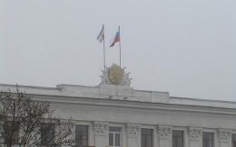 Опубликовано видео захвата парламента Крыма (ВИДЕО)
