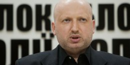 Турчинов заявил о том, что Россия начала абхазский сценарий в Крыму