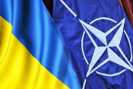 Руководство НАТО проведет в воскресенье заседание по ситуации в Украине