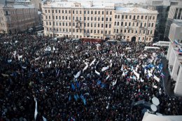 15 тысяч петербуржцев вышли на митинг в поддержку русских в Украине