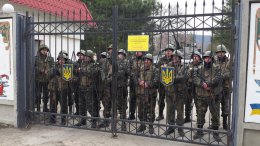 Украинские войска сдерживают провокации российских интервентов