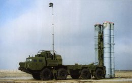 Российские войска подтягивают к украинским границам противоракетную установку С-400 (ВИДЕО)